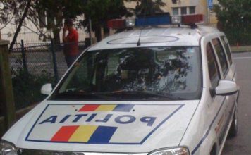 Dragoste cu năbădăi! După o ceartă serioasă cu iubita, a intrat cu mașina în barul acesteia!